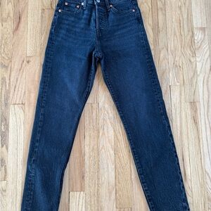 Levi's Premium Wedgie Icon Fit Ankle Jeans - Dark Wash